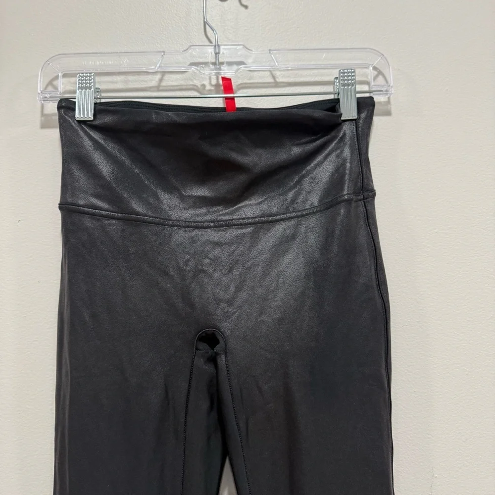 SPANX faux leather leggings MP